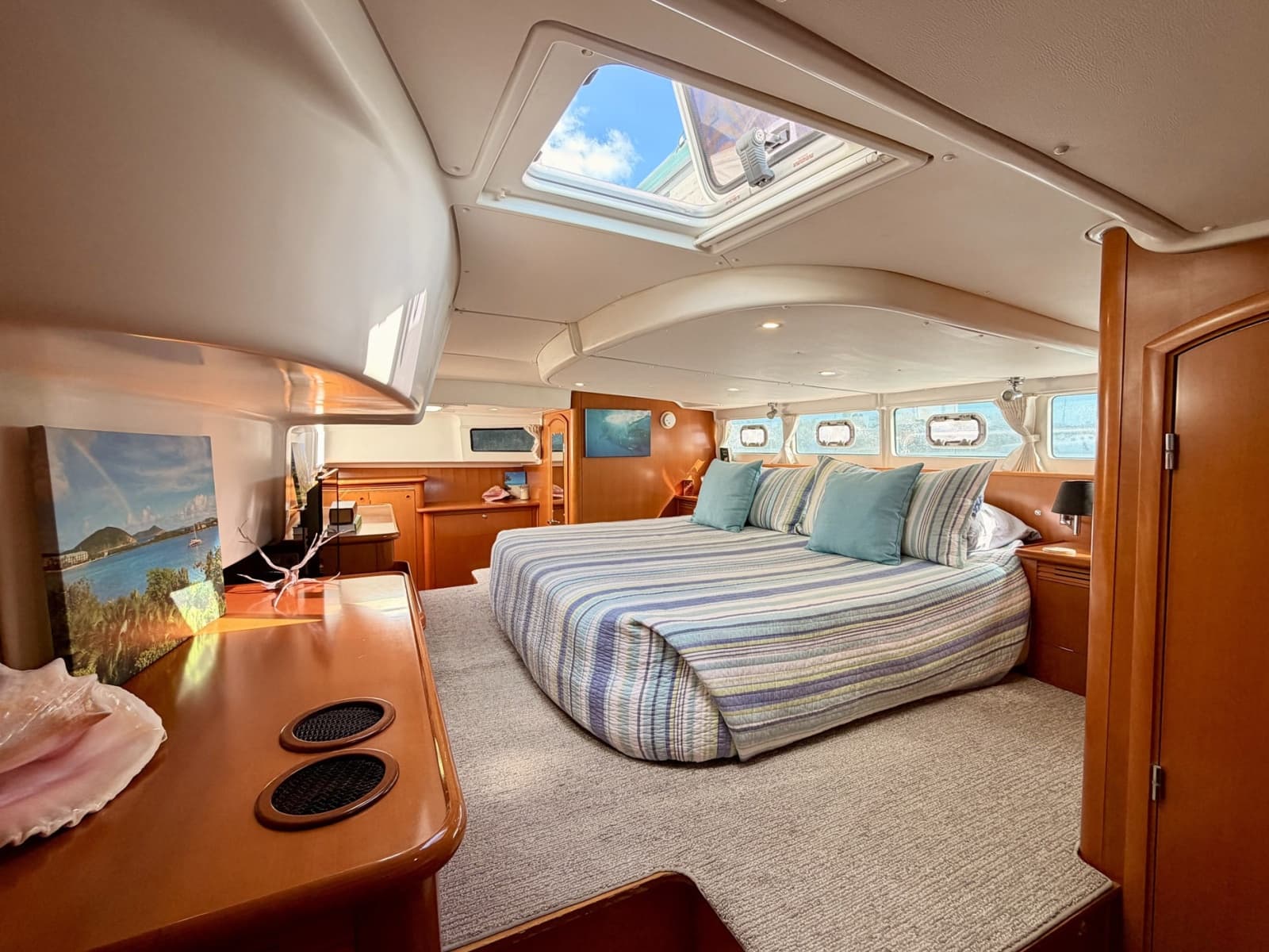 2005 Lagoon Power 43 - Photo 34
