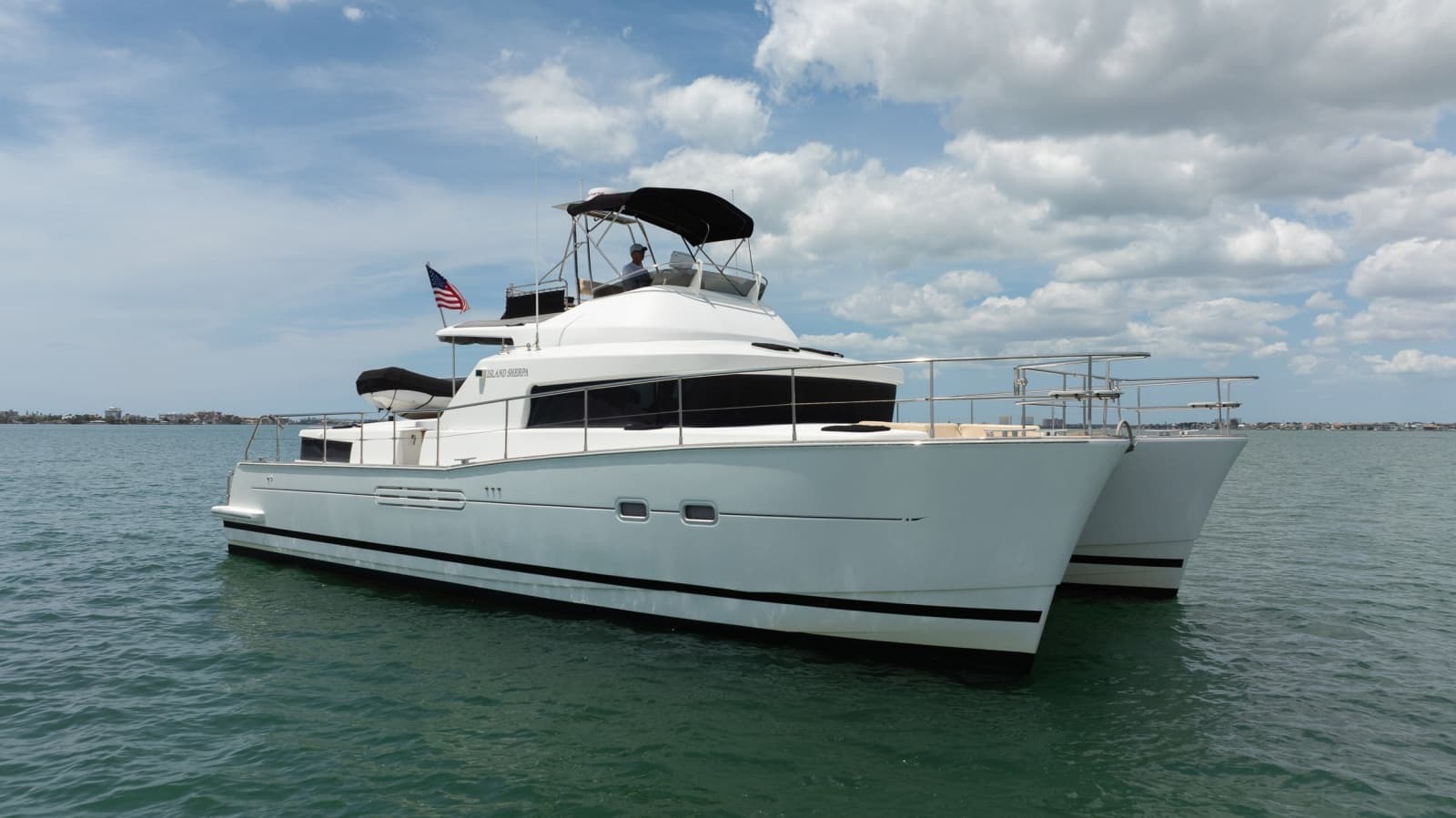 2005 Lagoon Power 43 - Photo 4