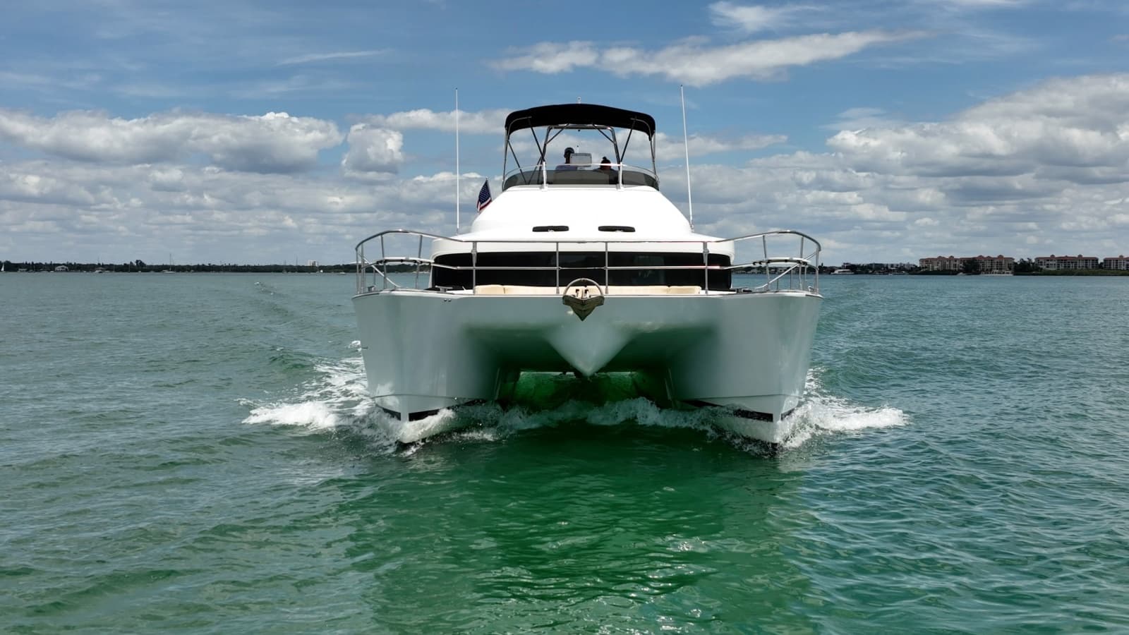 2005 Lagoon Power 43 - Photo 6