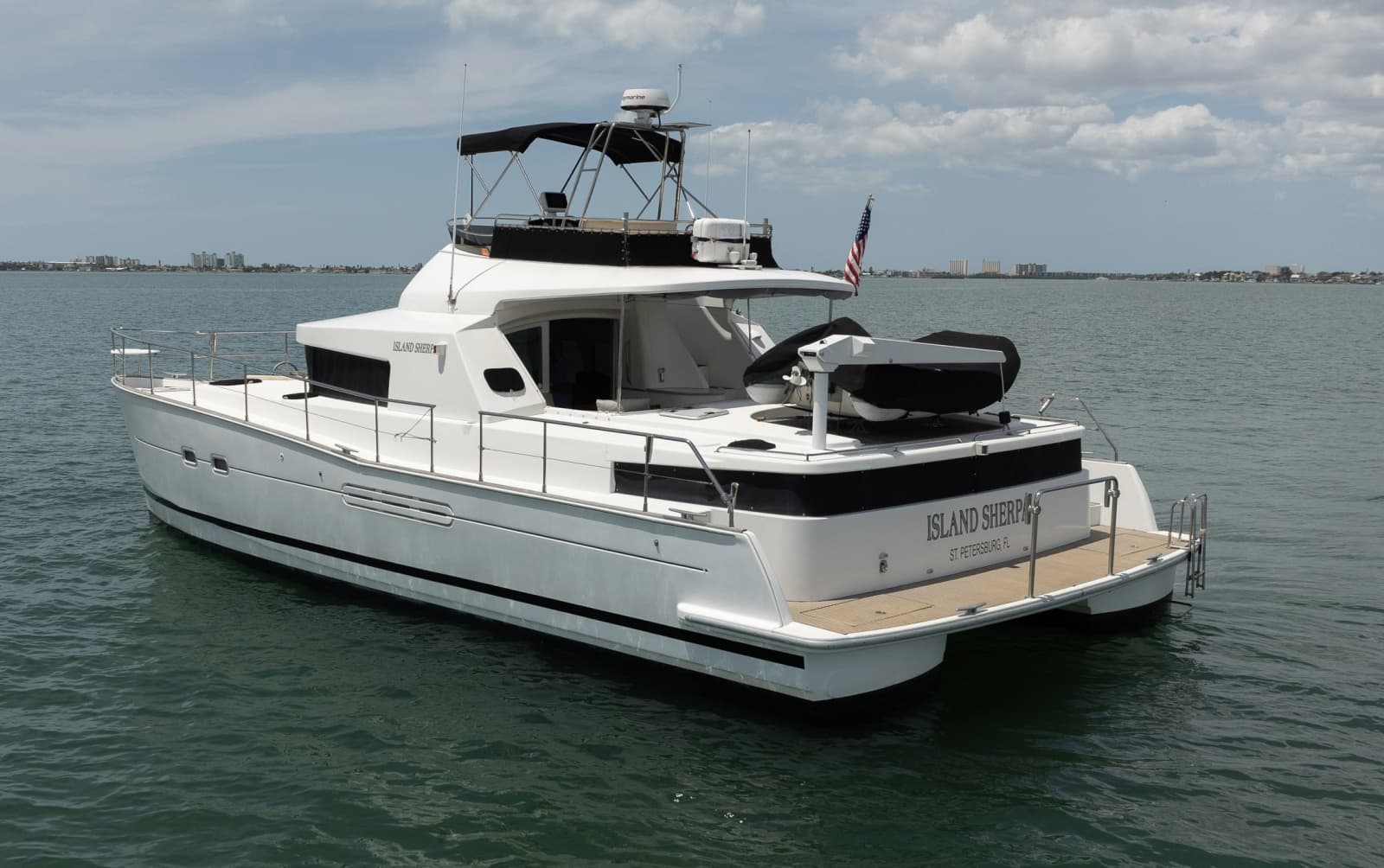 2005 Lagoon Power 43 - Photo 5
