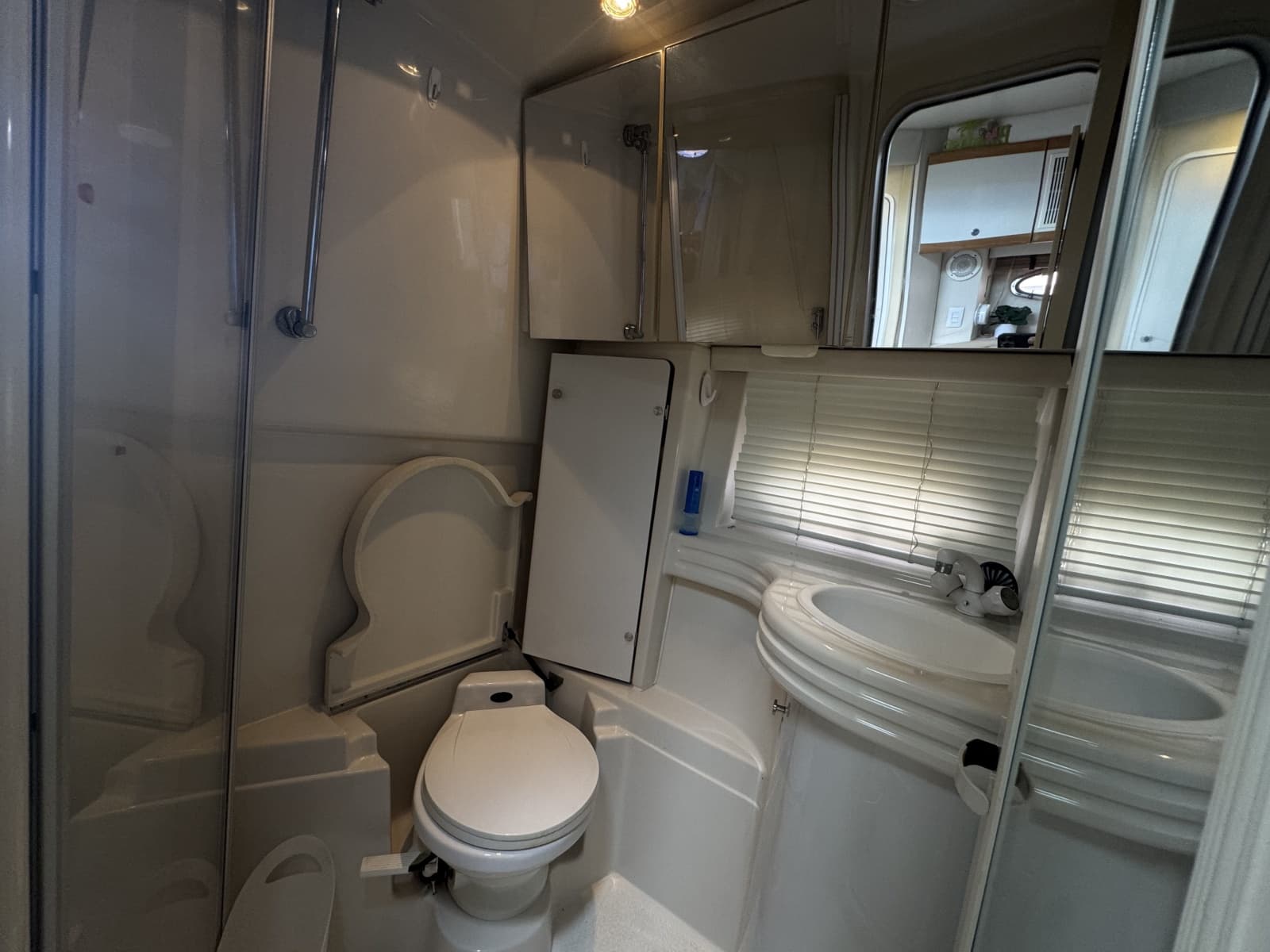 1995 Trojan 350 Express - Photo 27