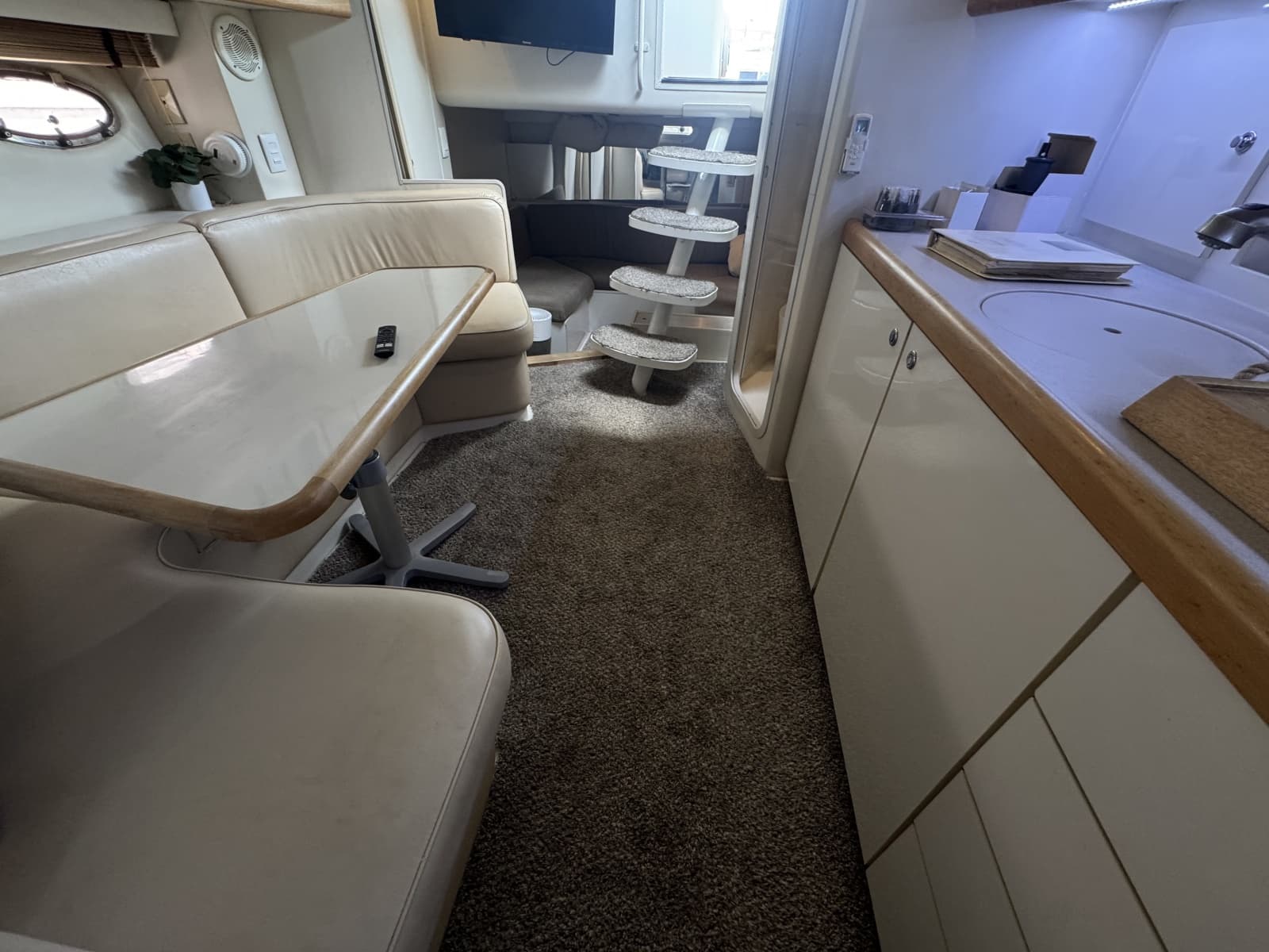1995 Trojan 350 Express - Photo 32