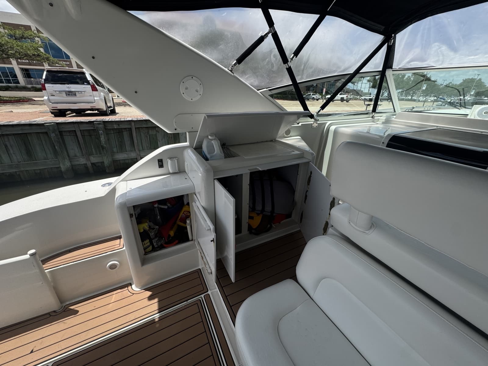 1995 Trojan 350 Express - Photo 10