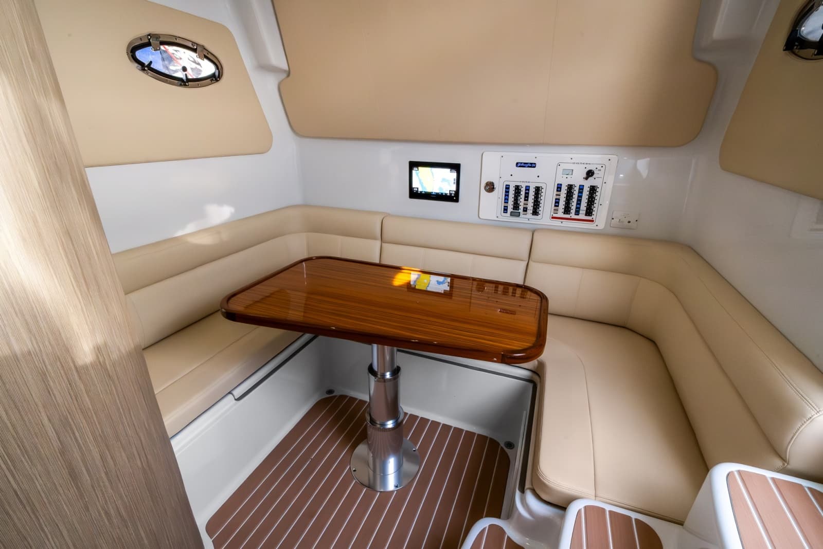2024 Yellowfin 54 Offshore - Photo 53