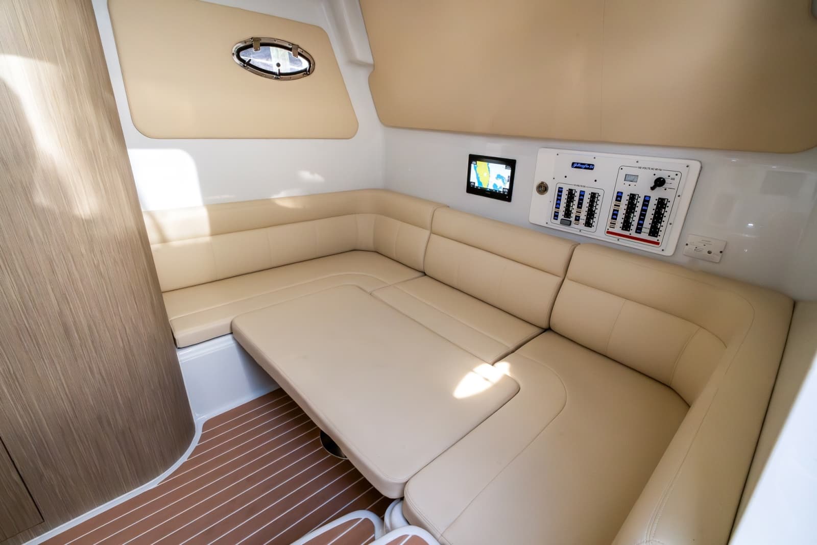 2024 Yellowfin 54 Offshore - Photo 50