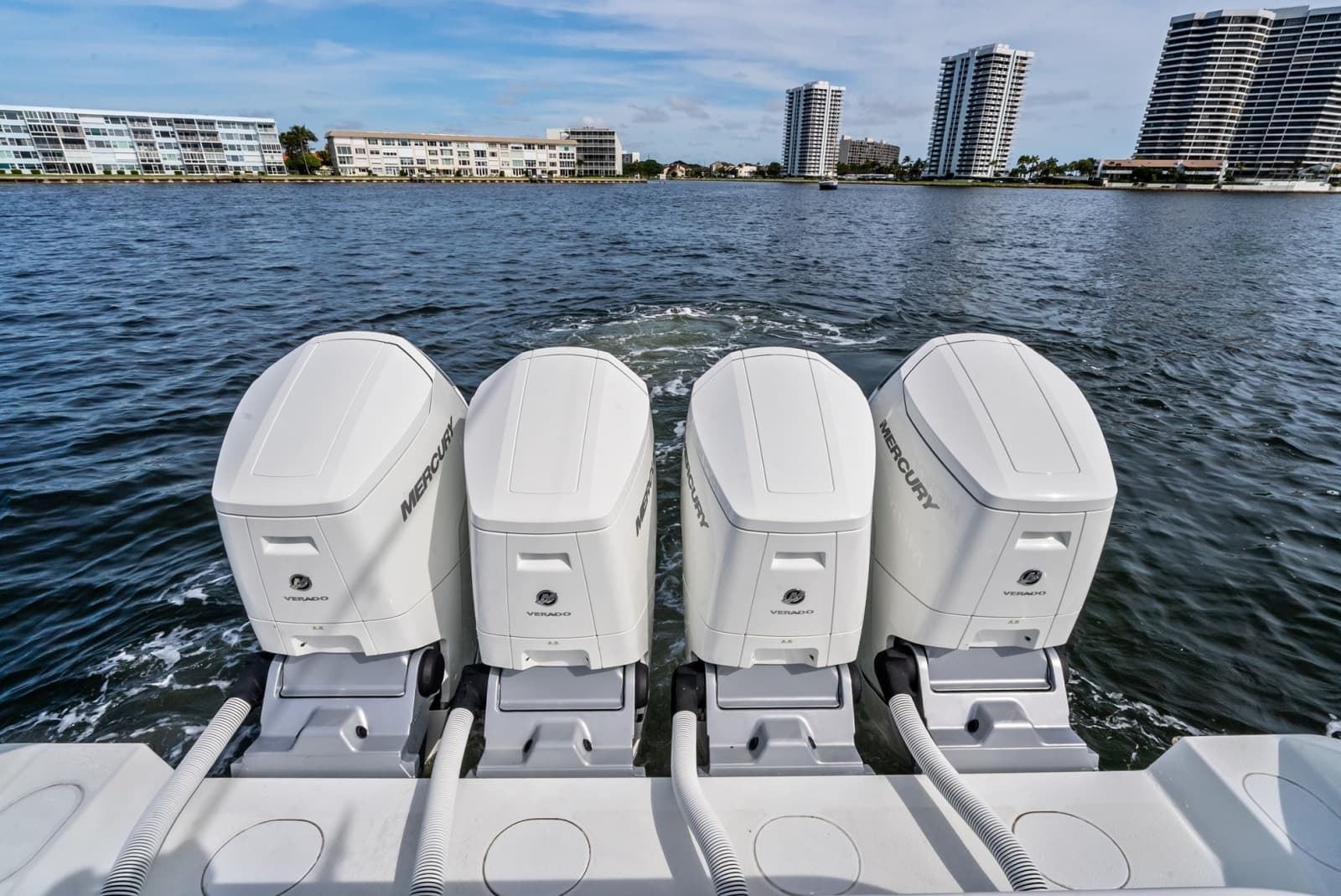 2024 Yellowfin 54 Offshore - Photo 34