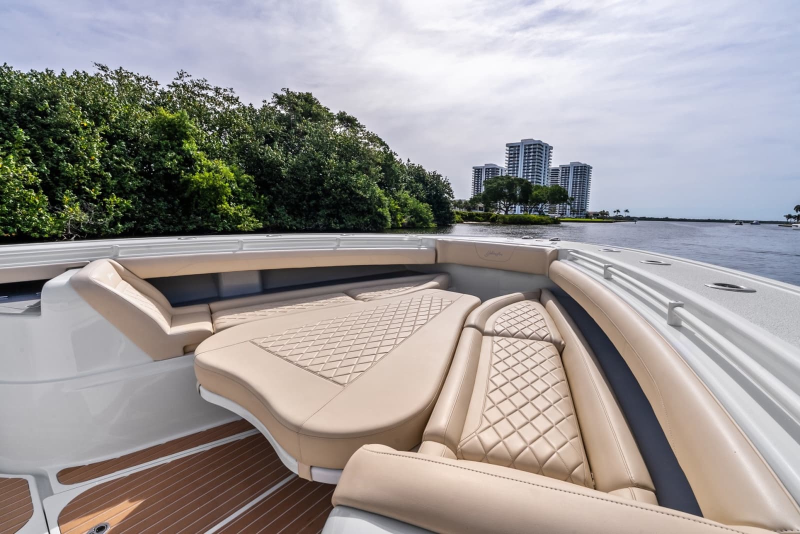 2024 Yellowfin 54 Offshore - Photo 19