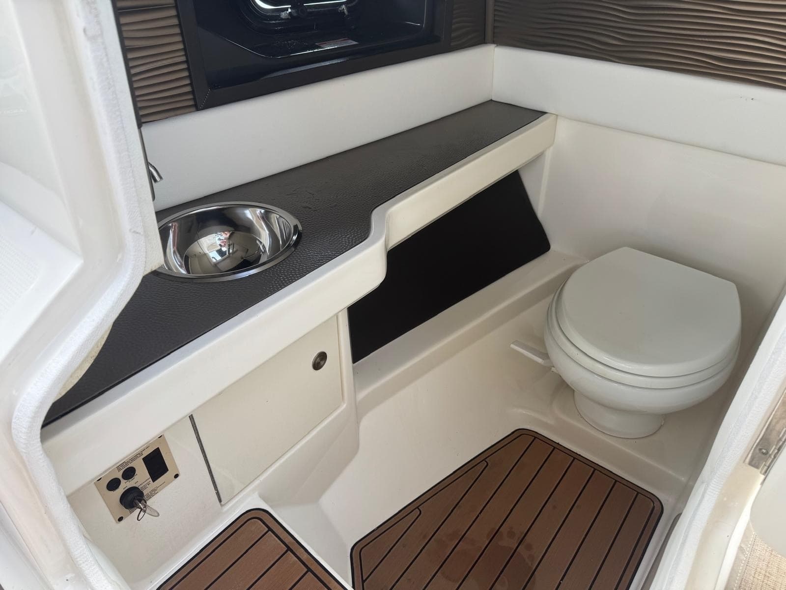 2017 Sea Ray  - Photo 11