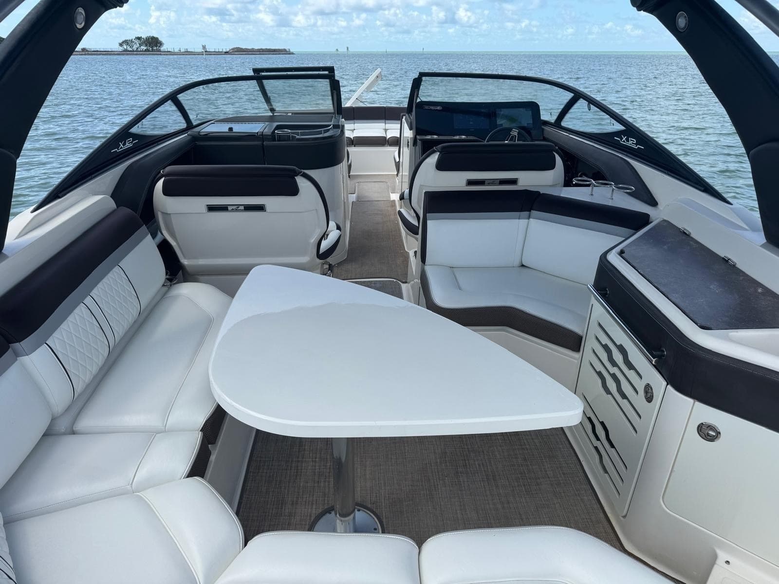2017 Sea Ray  - Photo 2