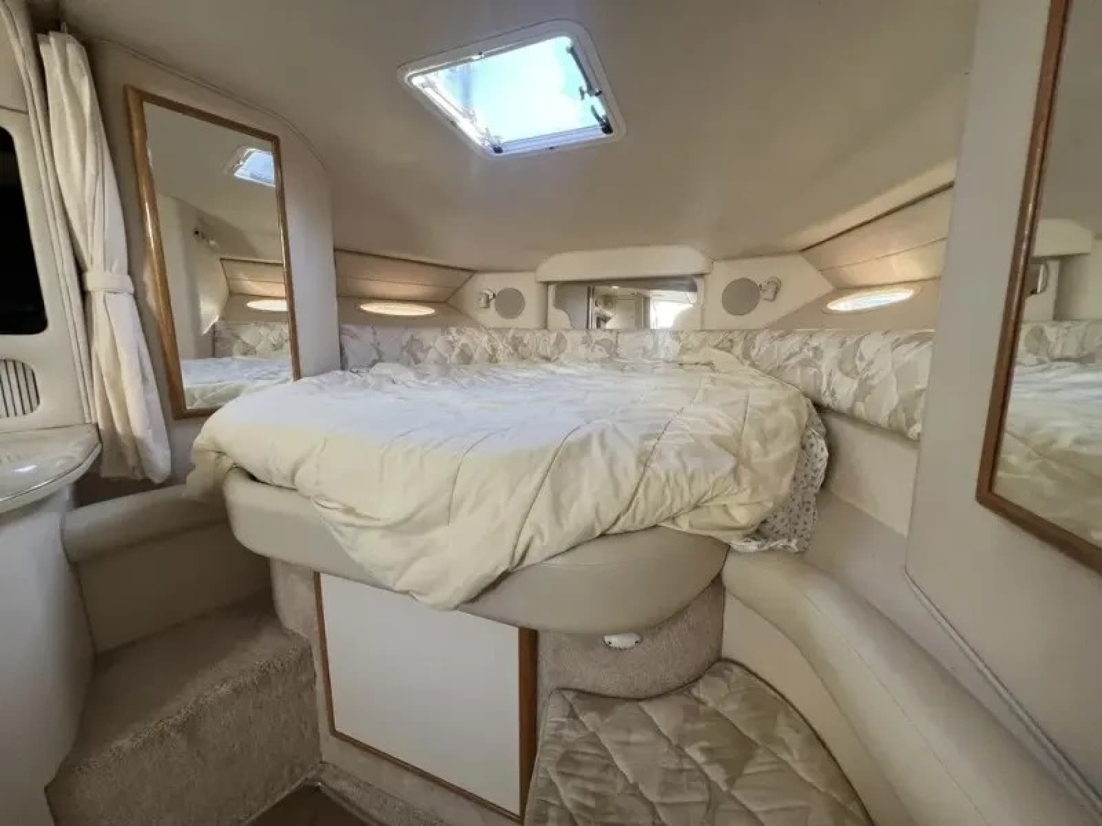 1999 Sea Ray Sundancer 340 - Photo 18
