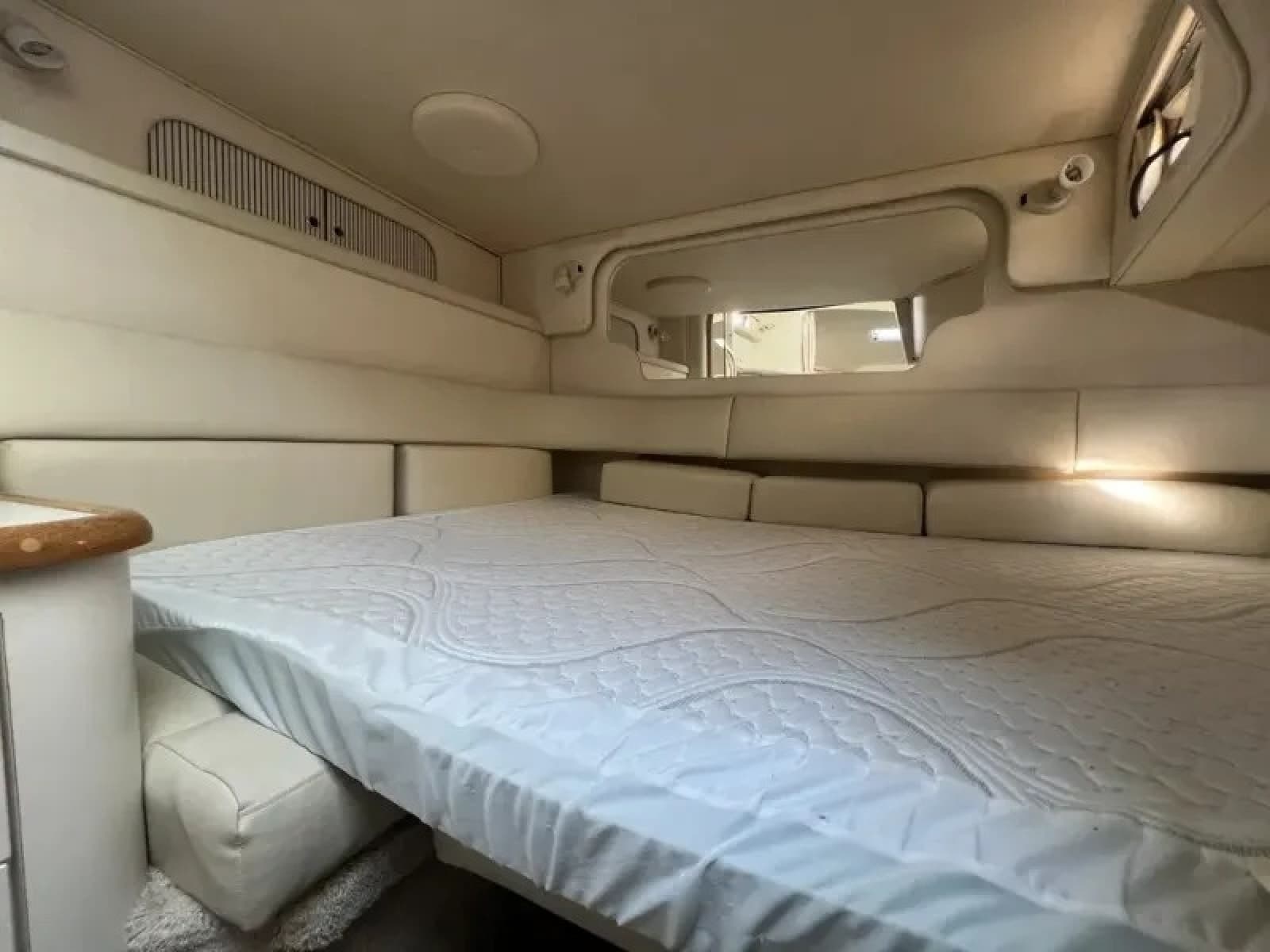 1999 Sea Ray Sundancer 340 - Photo 25