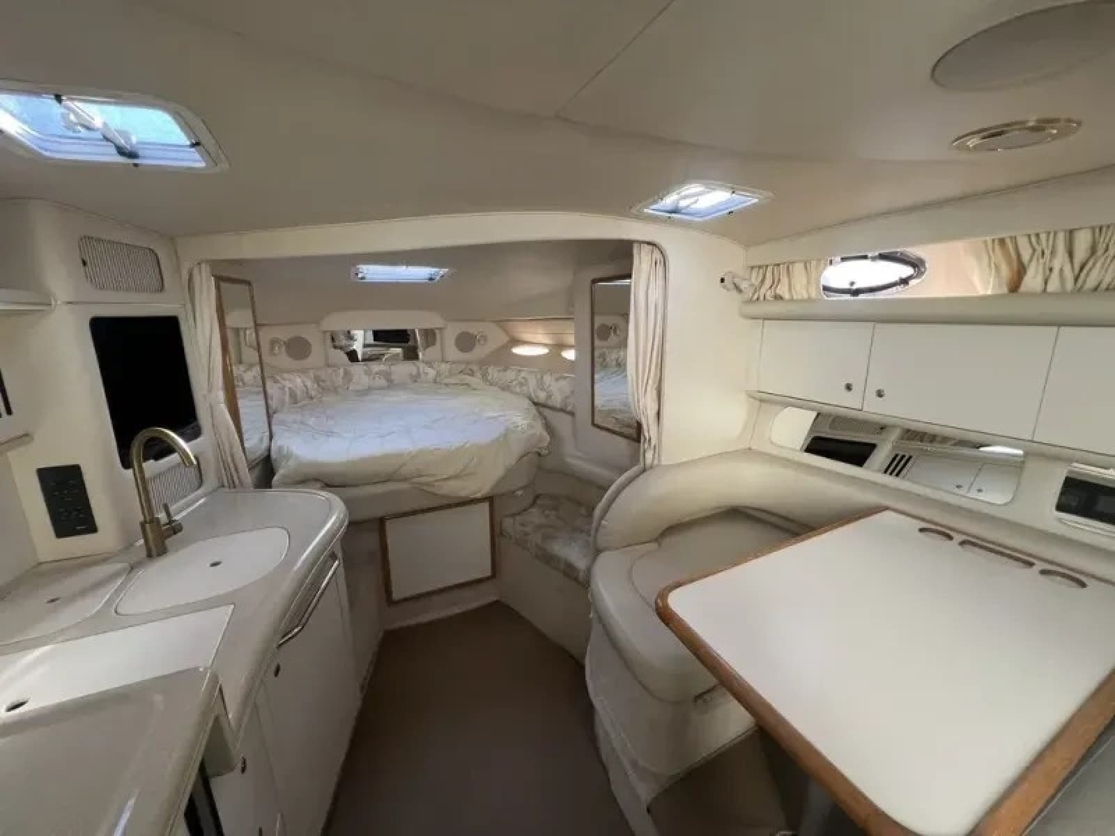 1999 Sea Ray Sundancer 340 - Photo 13