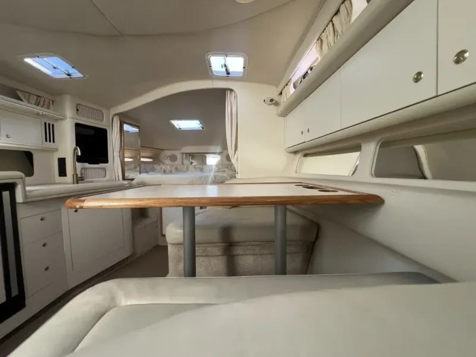 1999 Sea Ray Sundancer 340 - Photo 22