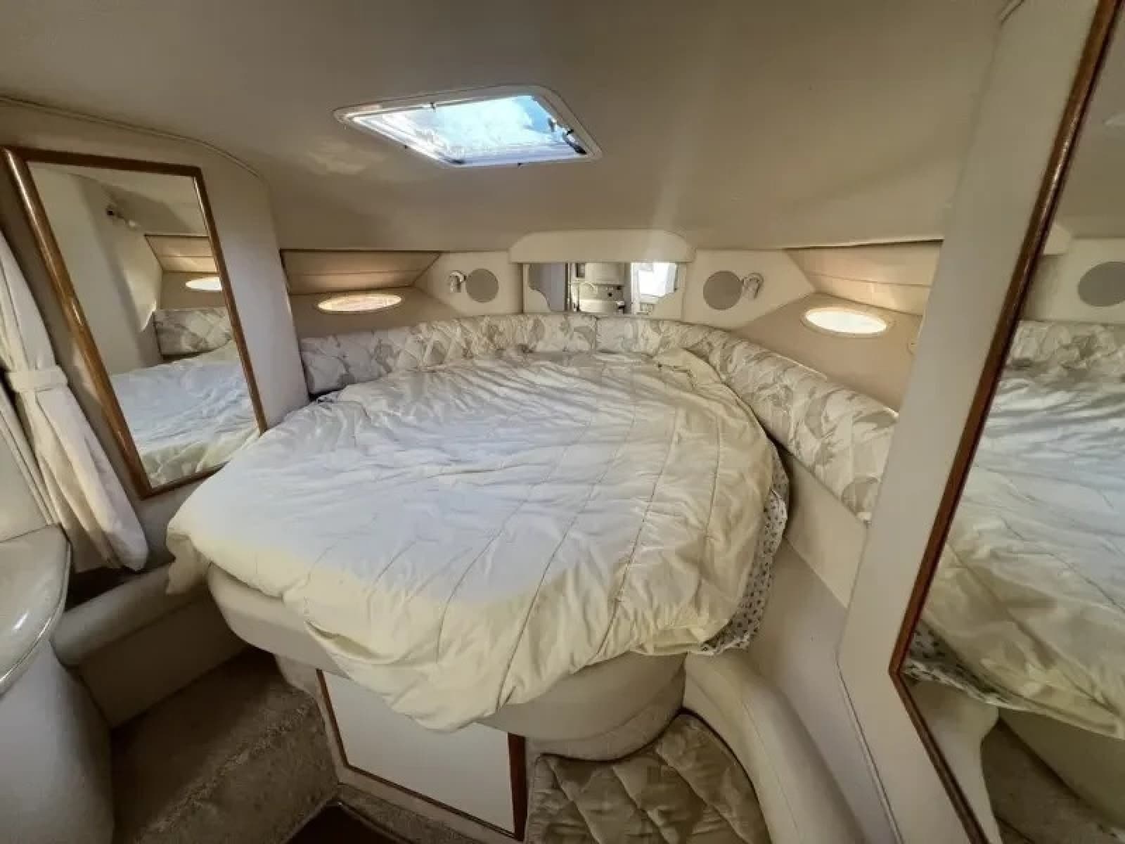 1999 Sea Ray Sundancer 340 - Photo 17