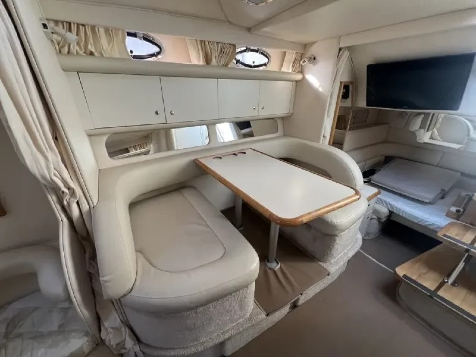1999 Sea Ray Sundancer 340 - Photo 19