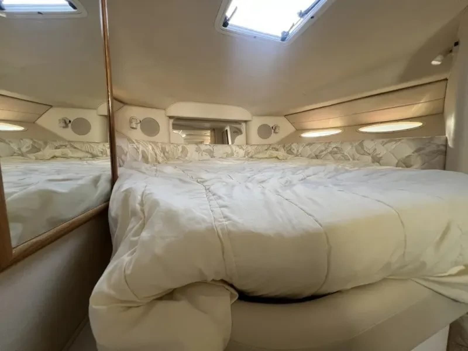 1999 Sea Ray Sundancer 340 - Photo 16