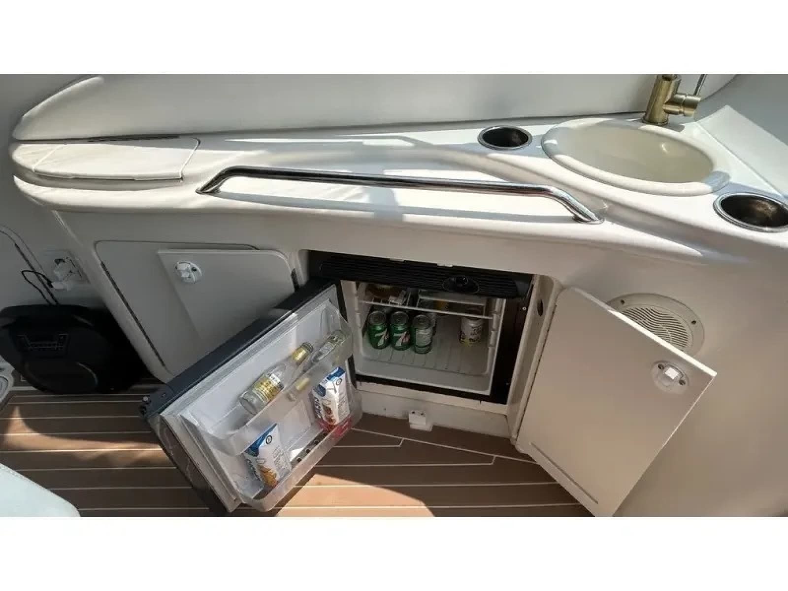 1999 Sea Ray Sundancer 340 - Photo 10