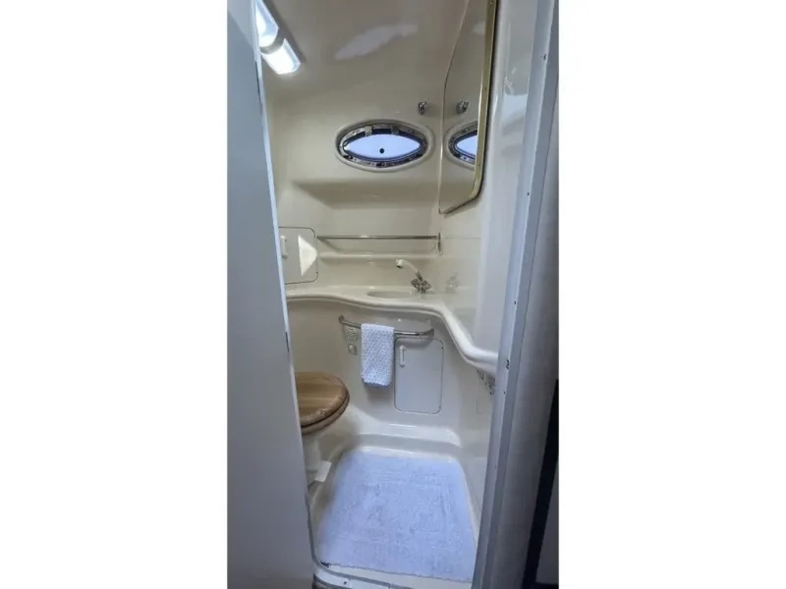 1999 Sea Ray Sundancer 340 - Photo 29