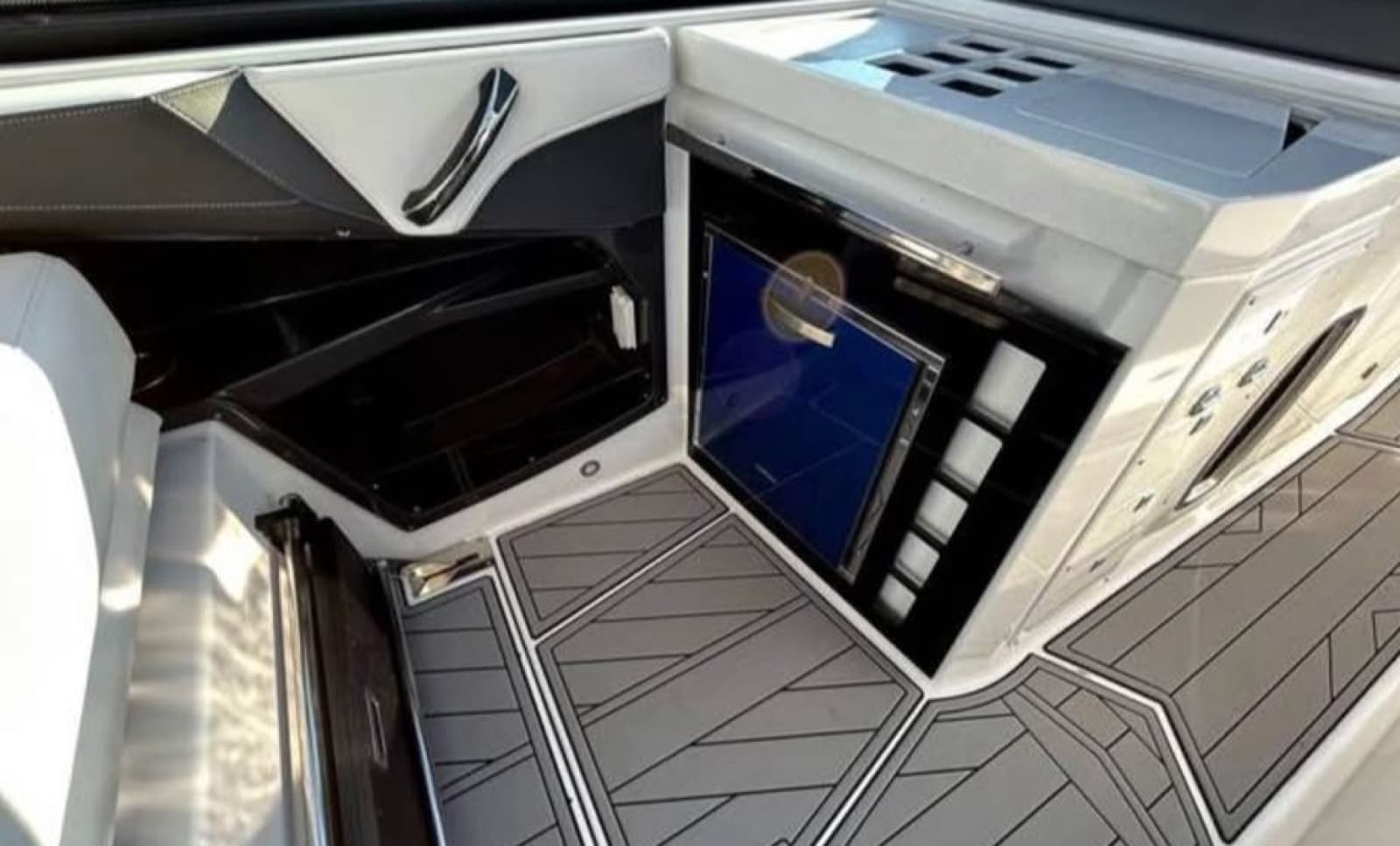 2021 Monterey 385SE Super Express - Photo 11