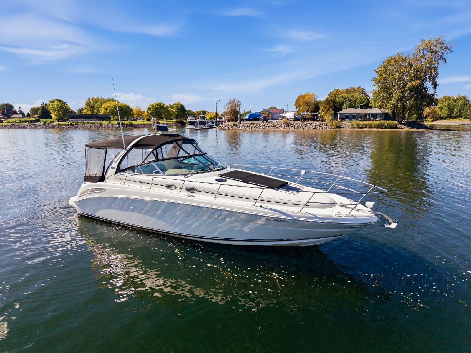 2004 Sea Ray 360 SUNDANCER - Photo 2