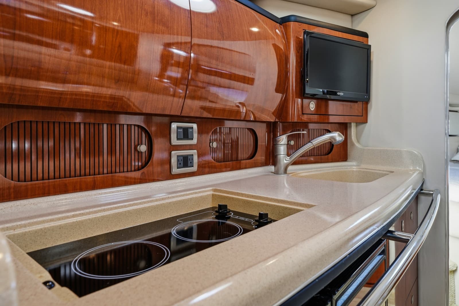 2004 Sea Ray 360 SUNDANCER - Photo 21