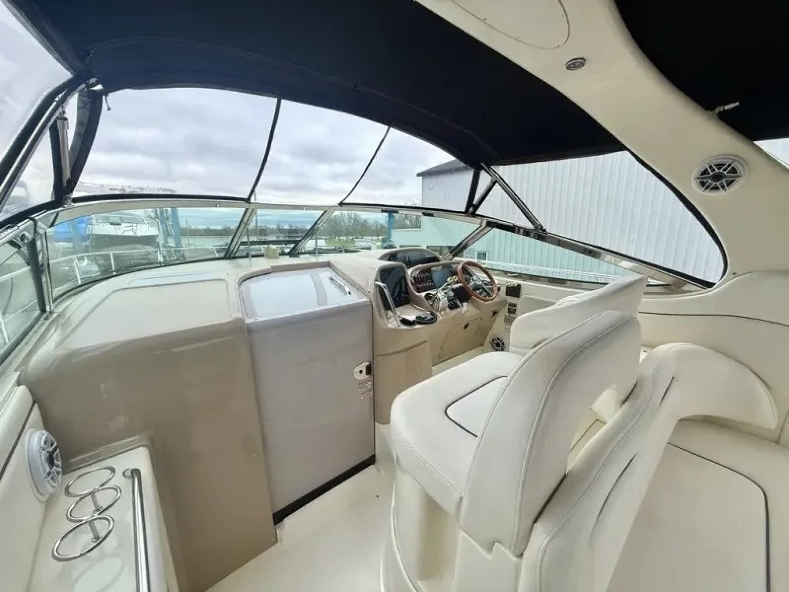 2004 Sea Ray 360 SUNDANCER - Photo 27