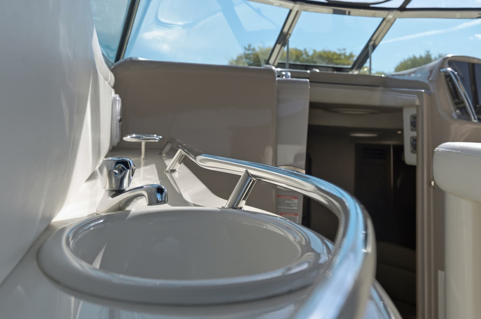 2004 Sea Ray 360 SUNDANCER - Photo 15