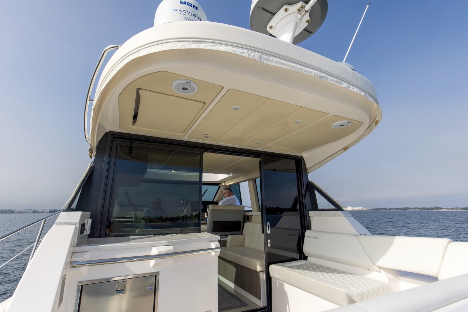 2020 Regal 38 XO - Photo 17