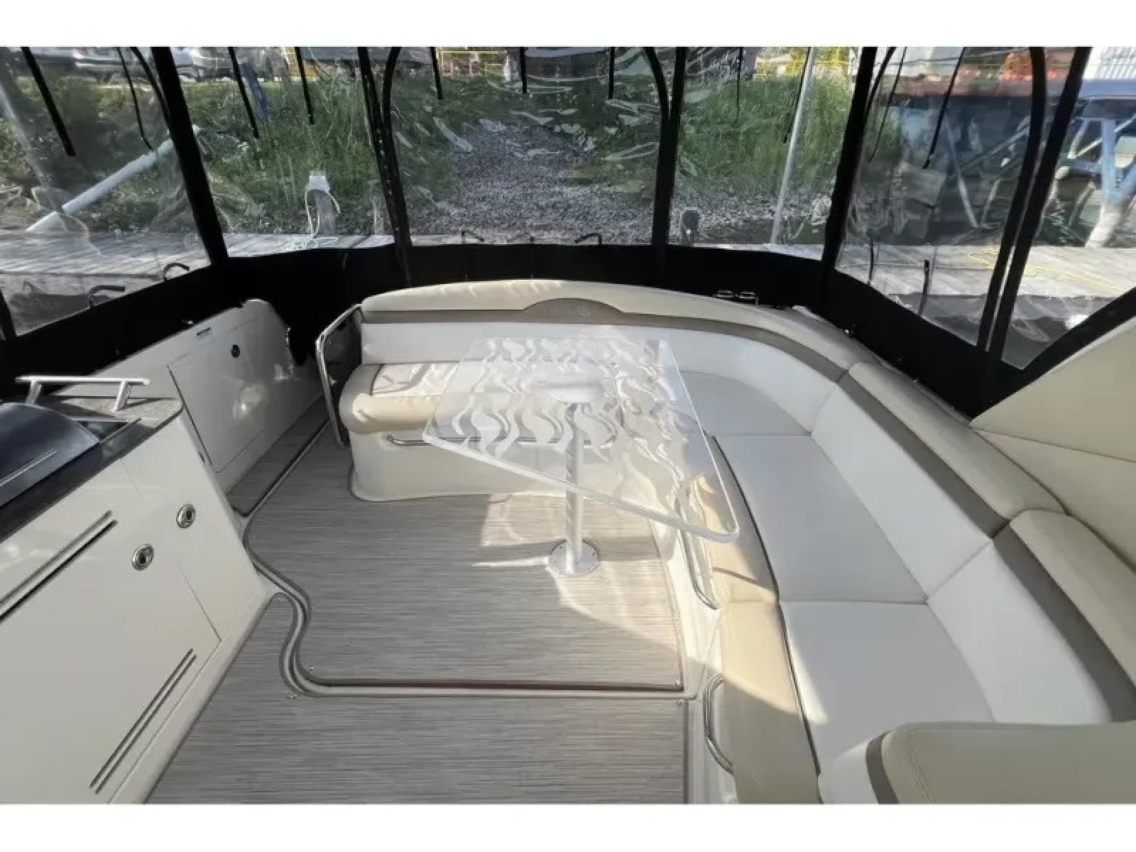 2012 Sea Ray 370 SUNDANCER - Photo 7