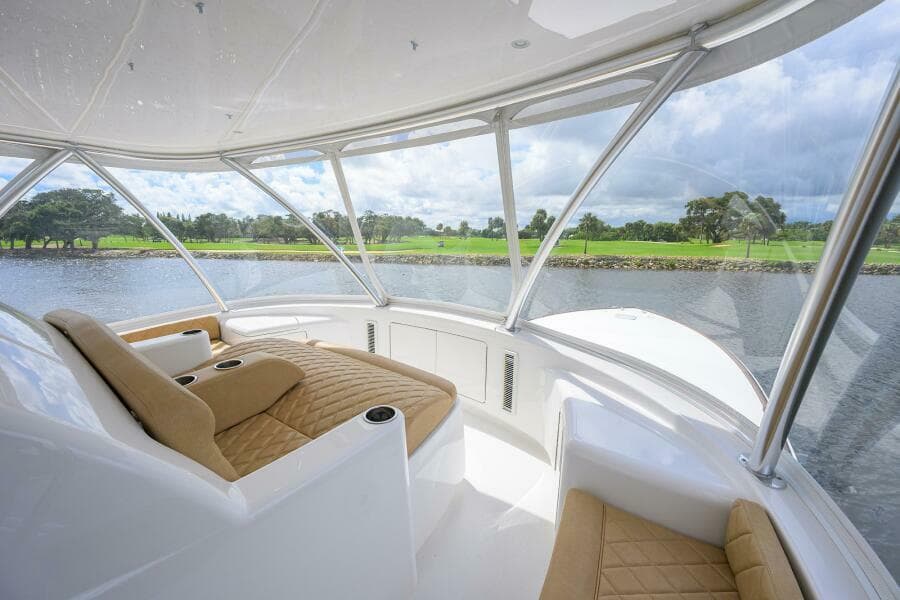 2023 Viking 64 Convertible - Photo 41