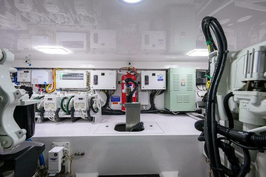 2023 Viking 64 Convertible - Photo 53