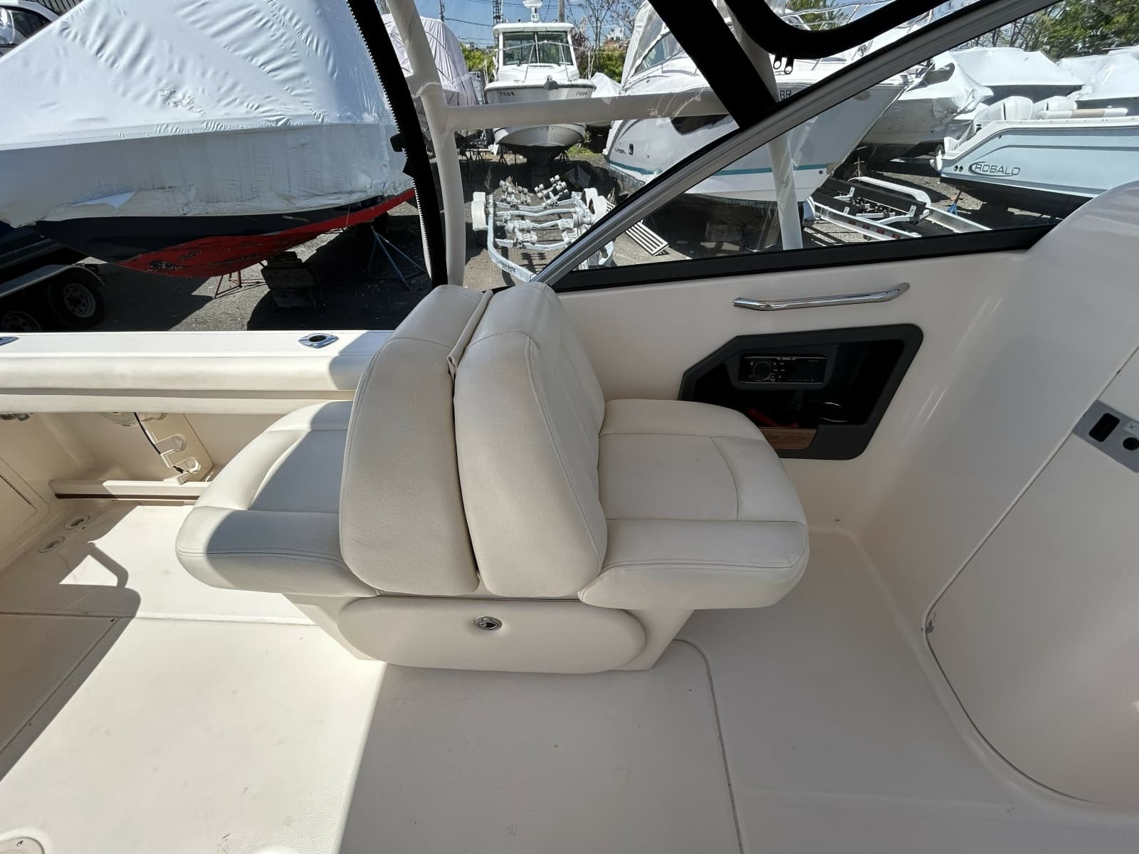 2016 Grady-White 255 Freedom - Photo 9