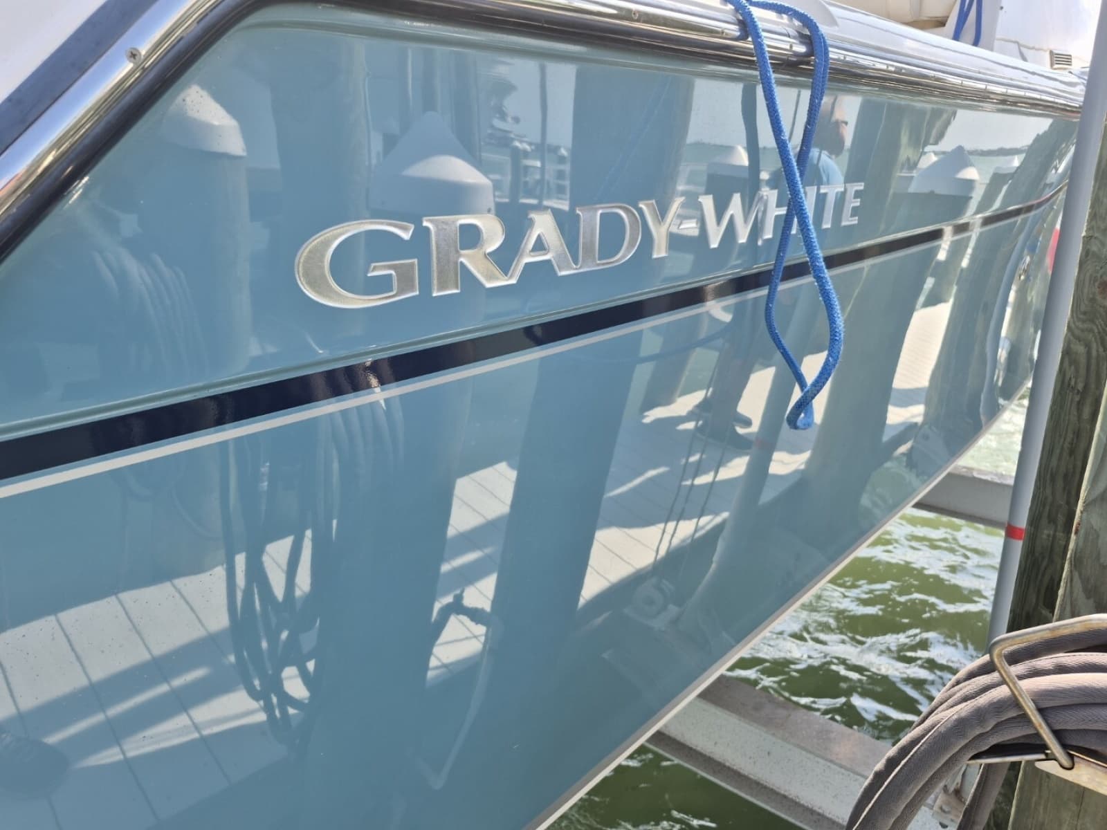 2018 Grady-White 330 Express - Photo 7
