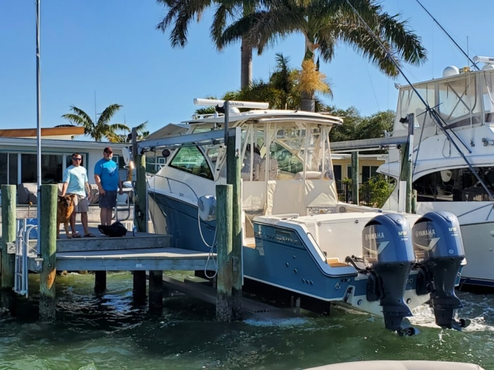 2018 Grady-White 330 Express - Photo 2