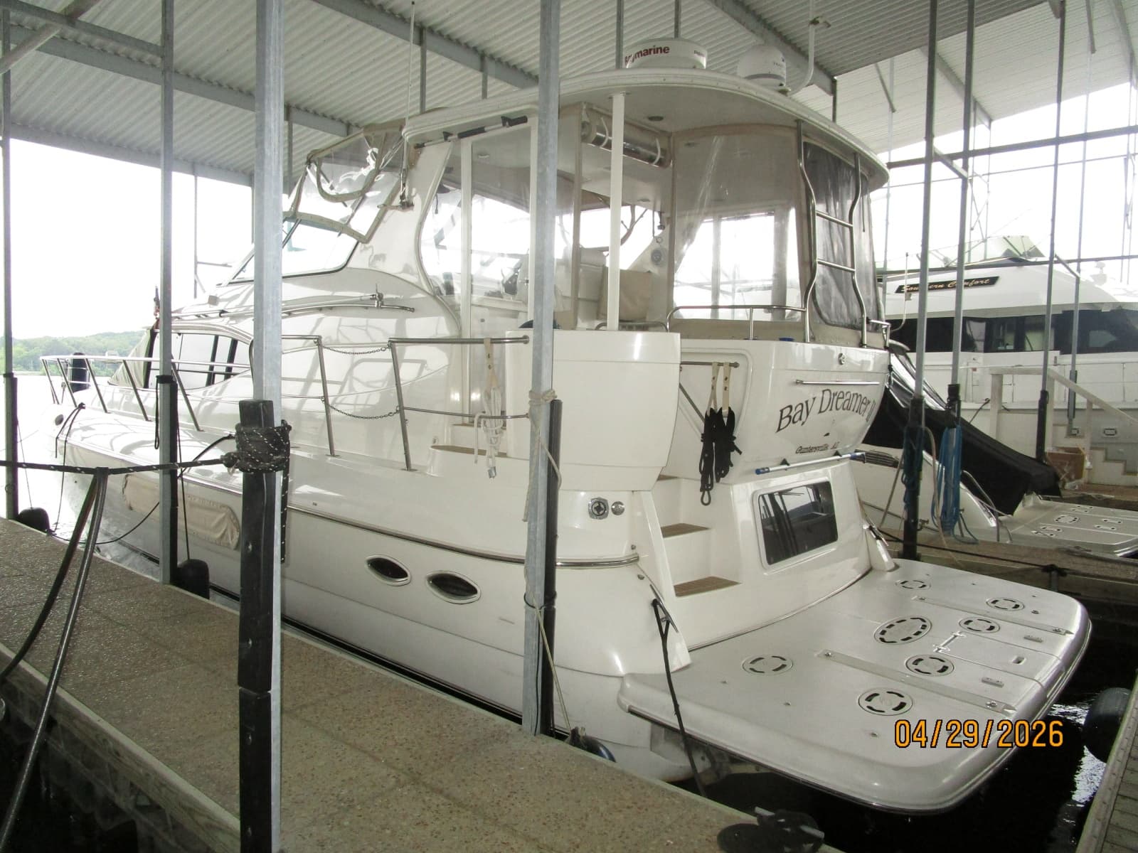 2000 Cruisers Yachts 4450 - Photo 2