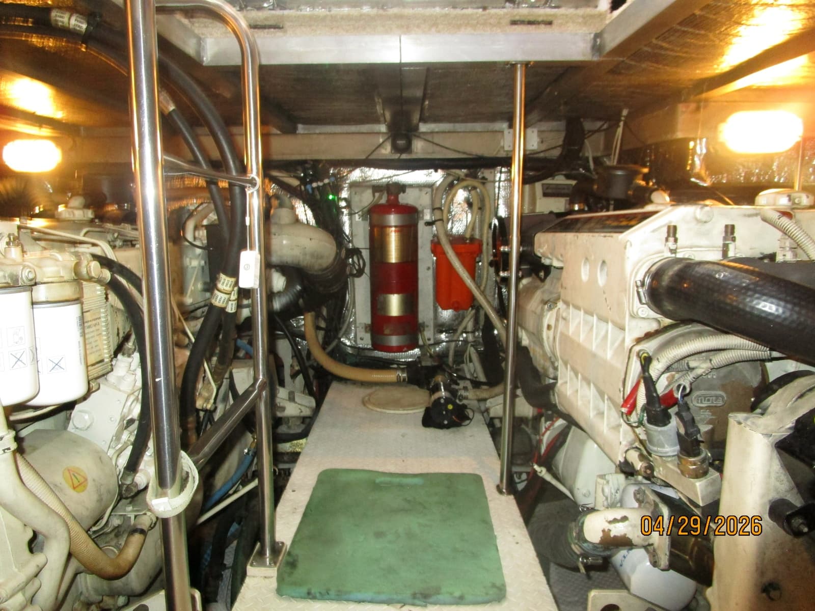 2000 Cruisers Yachts 4450 - Photo 57