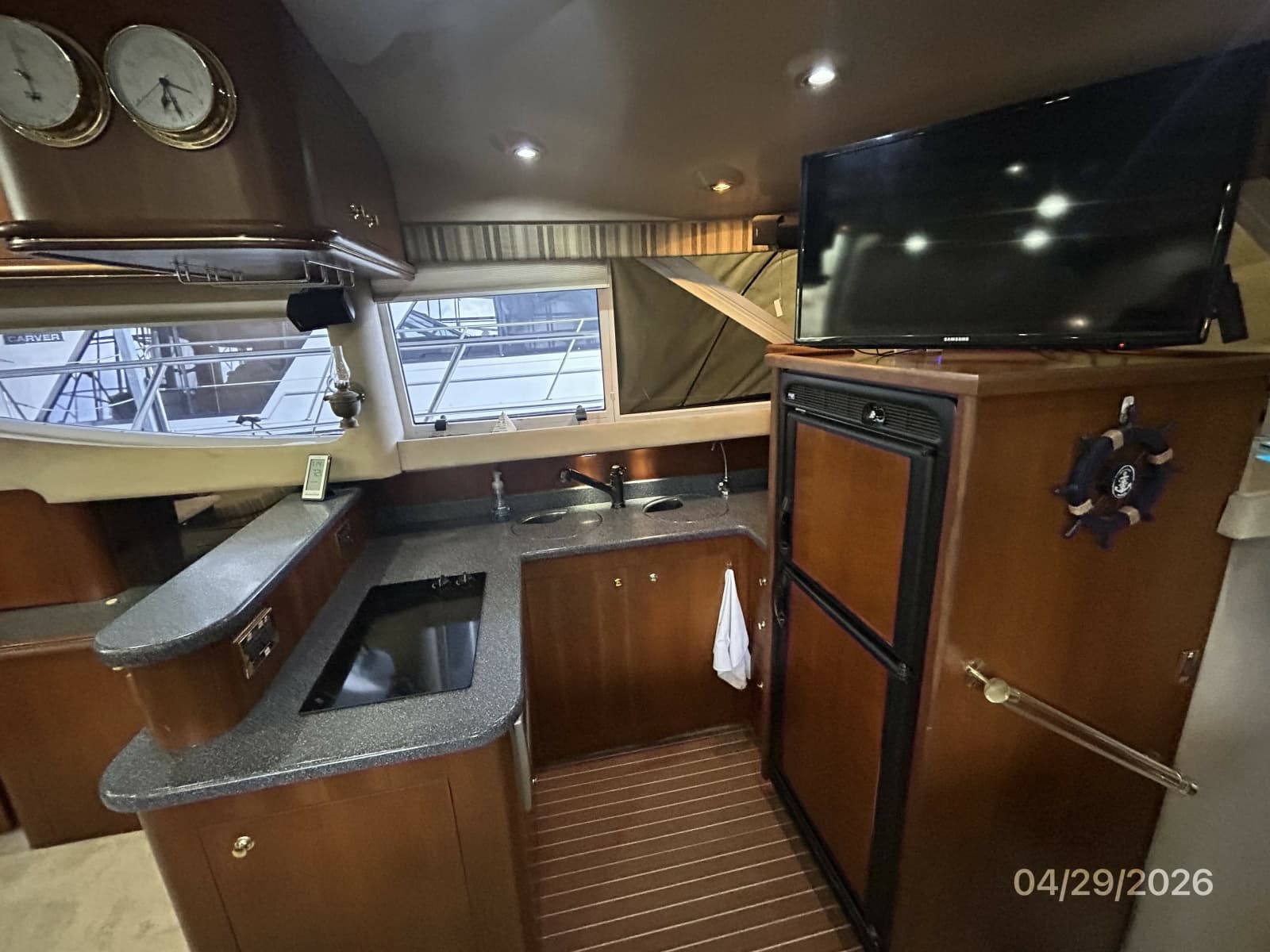 2000 Cruisers Yachts 4450 - Photo 39