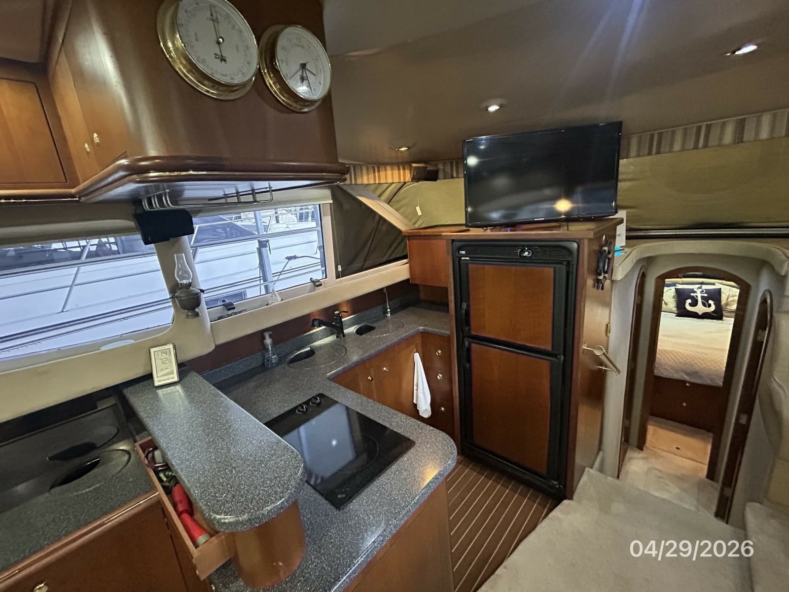2000 Cruisers Yachts 4450 - Photo 38