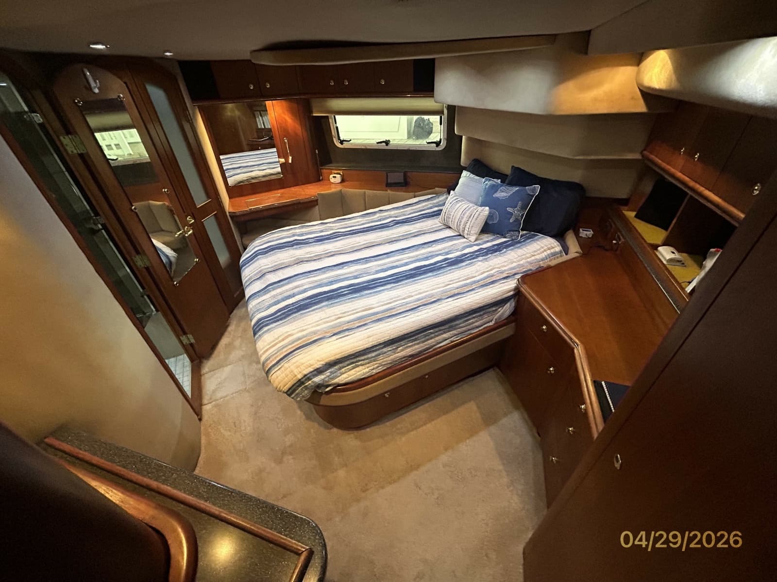 2000 Cruisers Yachts 4450 - Photo 41