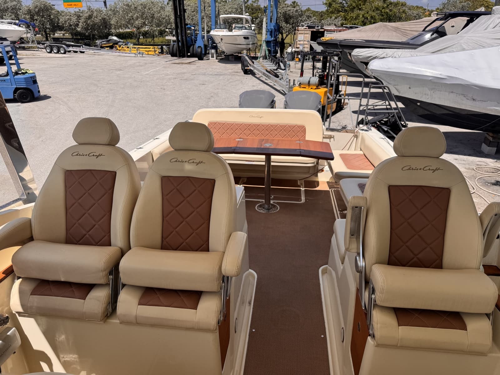 2018 Chris-Craft  - Photo 3