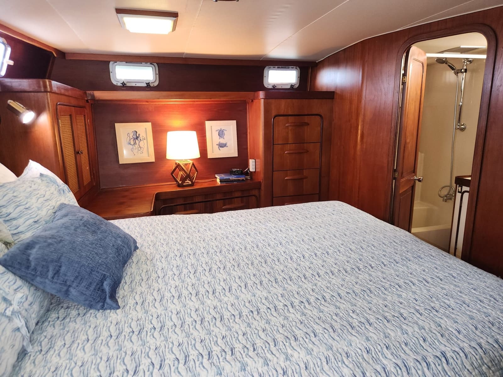 1980 Gulfstar 44 Motor Cruiser - Photo 7