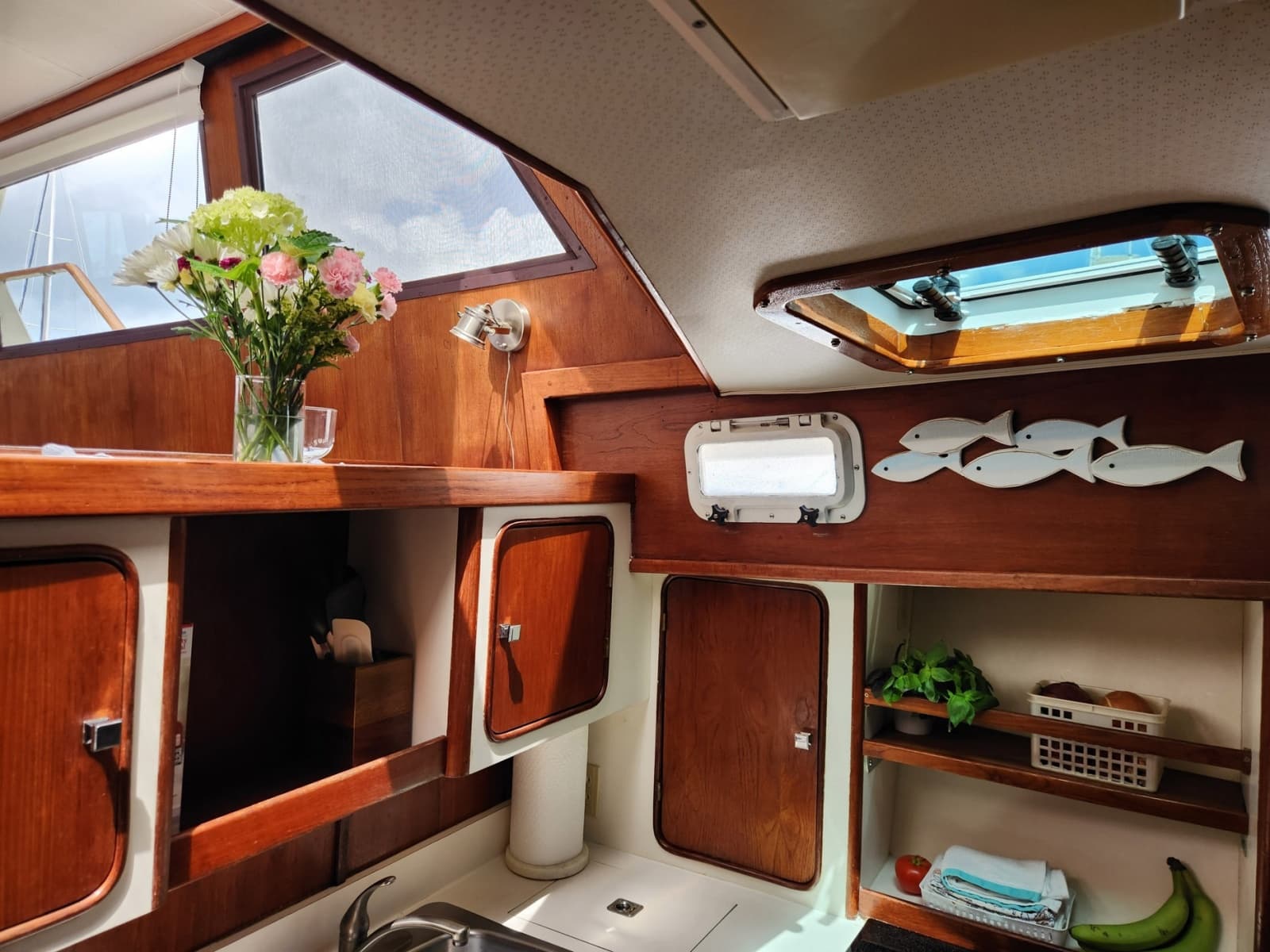 1980 Gulfstar 44 Motor Cruiser - Photo 19