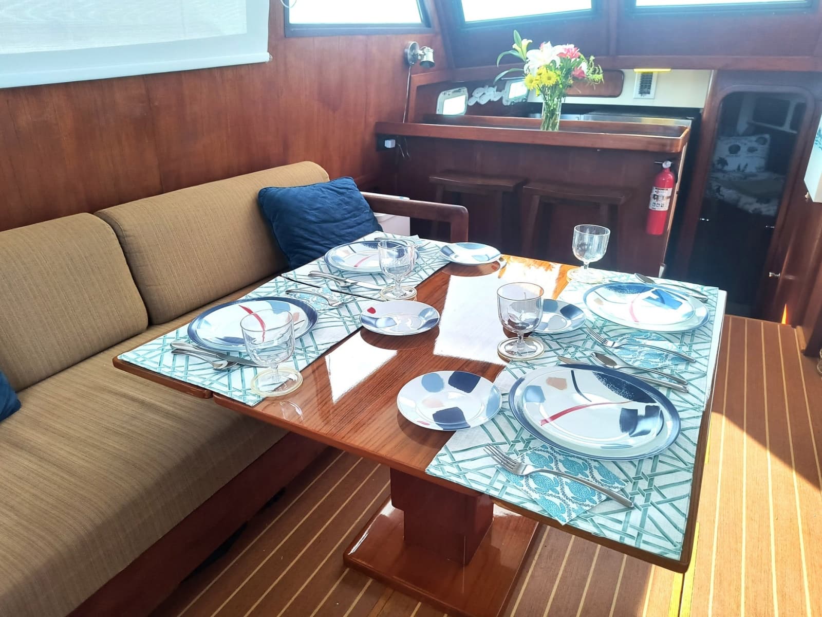 1980 Gulfstar 44 Motor Cruiser - Photo 26