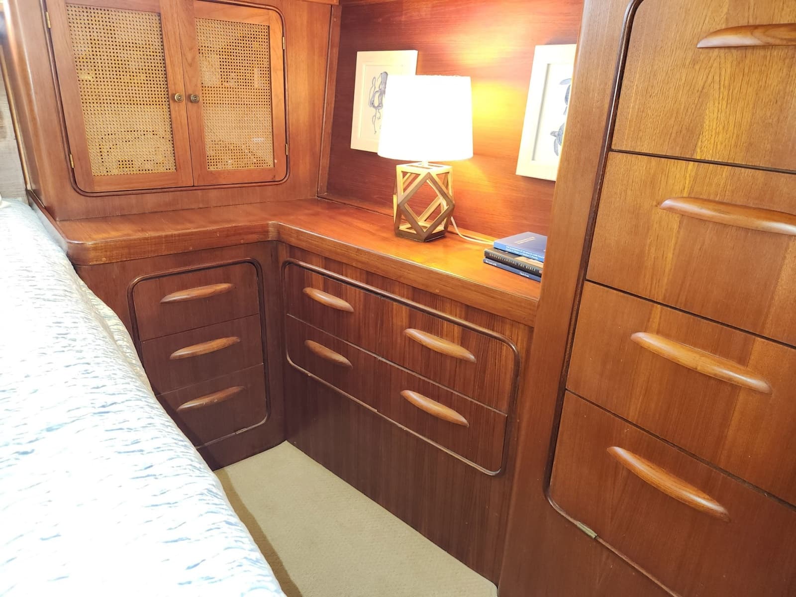 1980 Gulfstar 44 Motor Cruiser - Photo 8