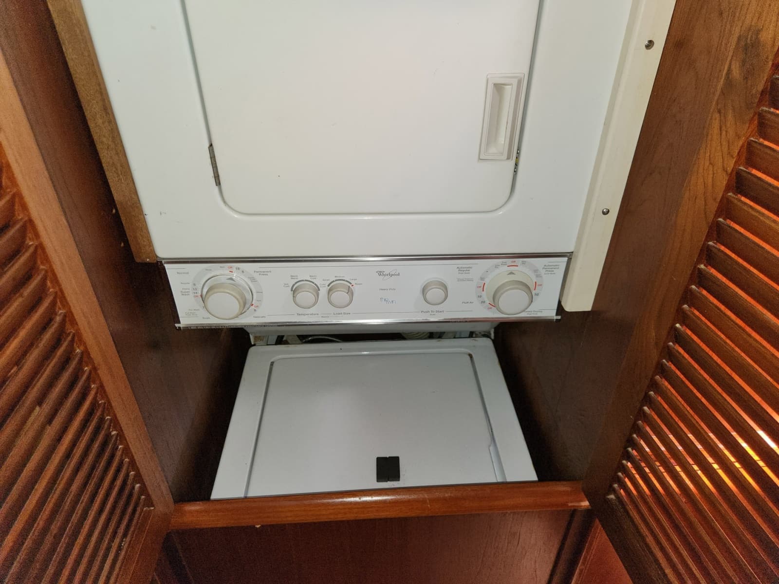 1980 Gulfstar 44 Motor Cruiser - Photo 12