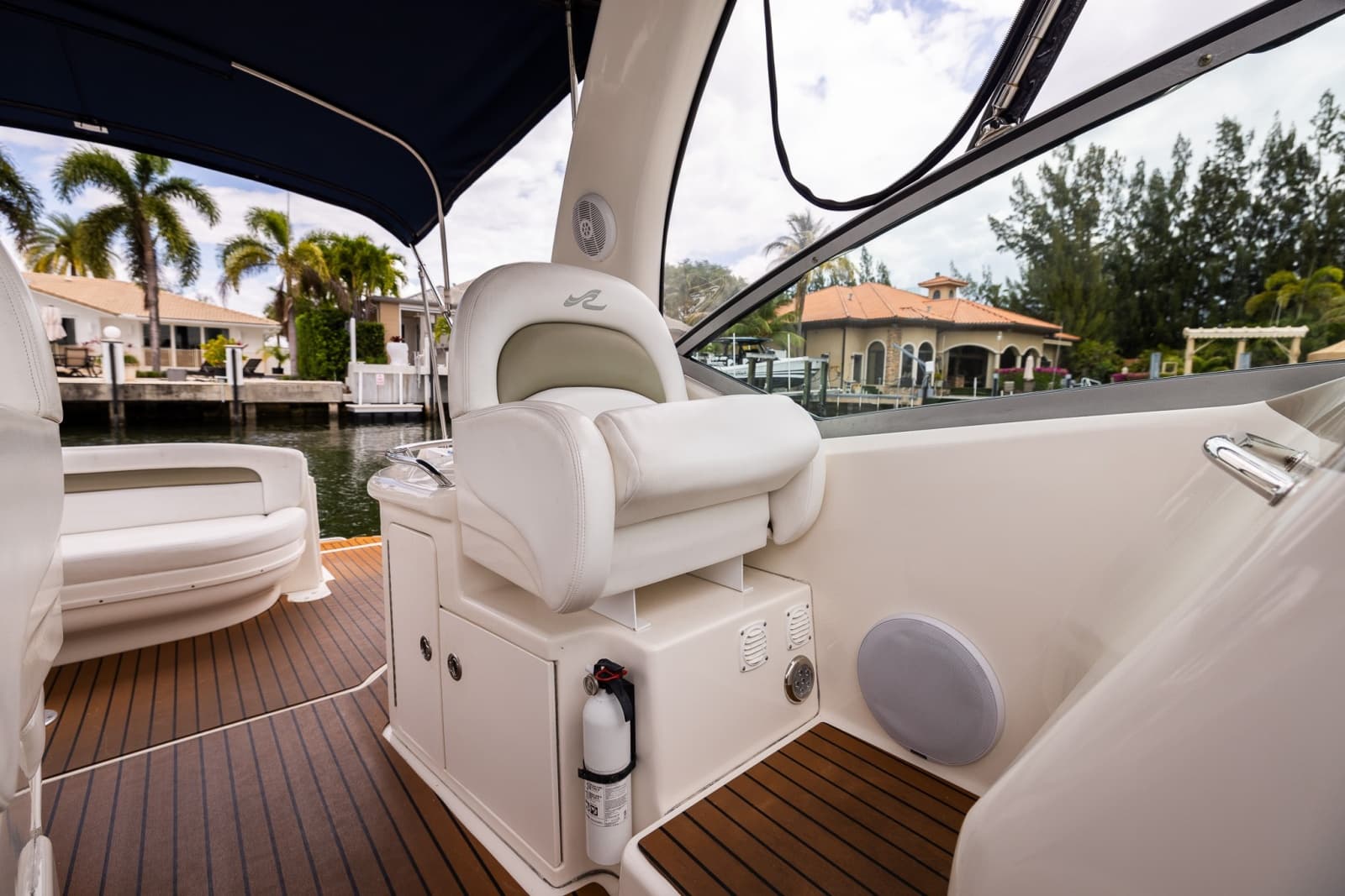 2007 Sea Ray 340 Sundancer - Photo 23