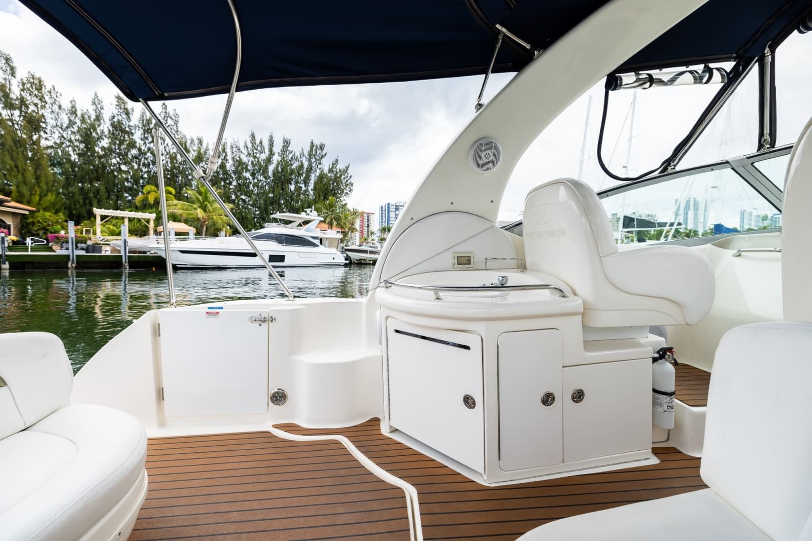 2007 Sea Ray 340 Sundancer - Photo 27