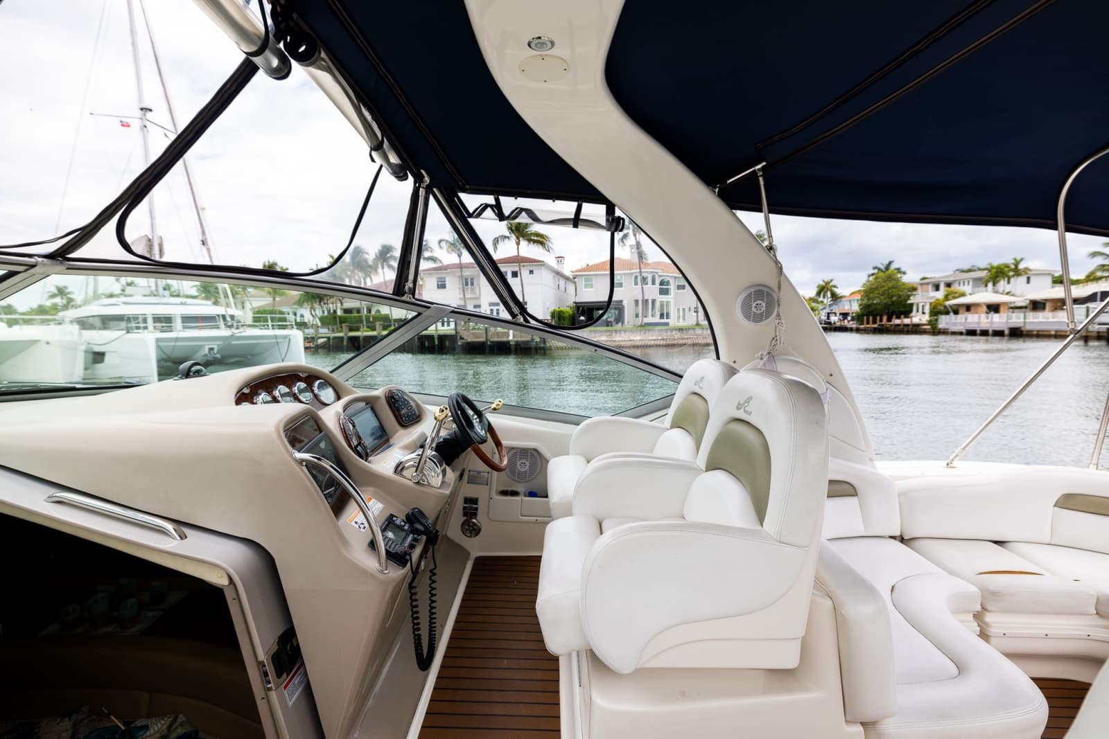 2007 Sea Ray 340 Sundancer - Photo 18