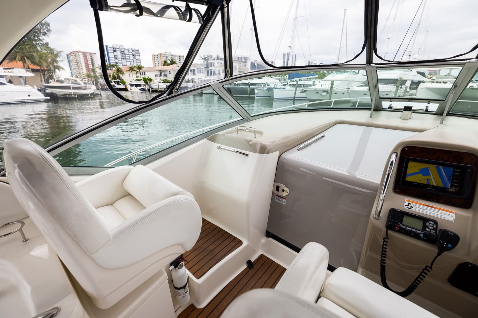 2007 Sea Ray 340 Sundancer - Photo 22