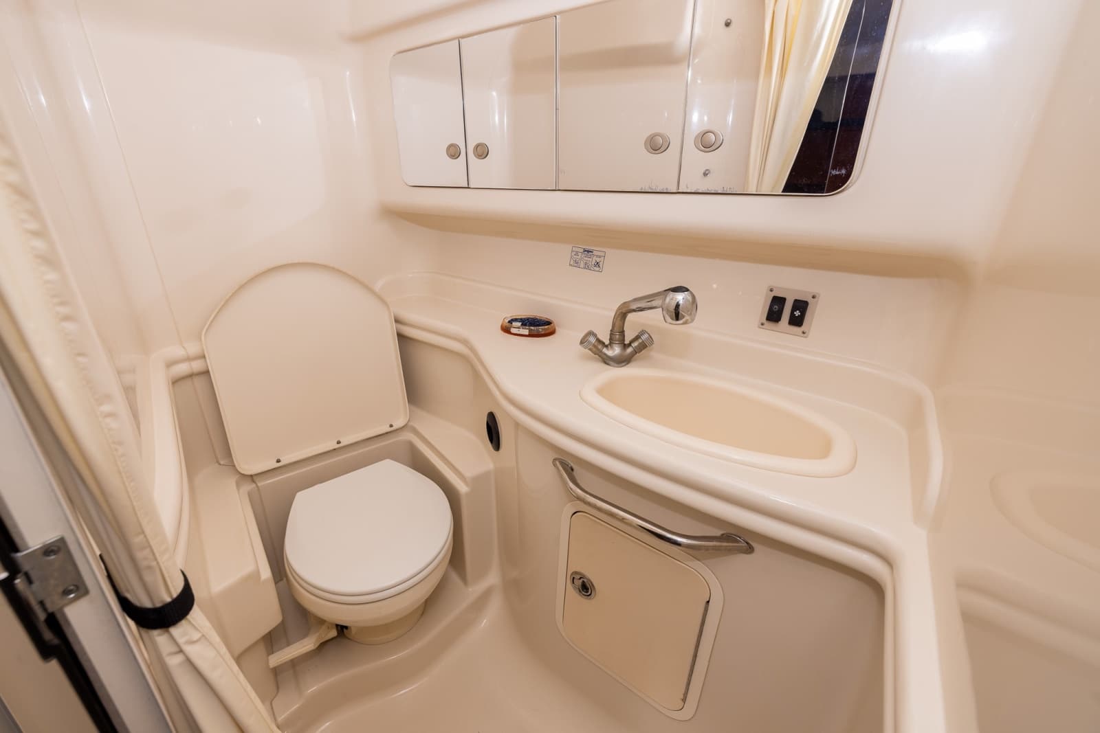 2007 Sea Ray 340 Sundancer - Photo 37
